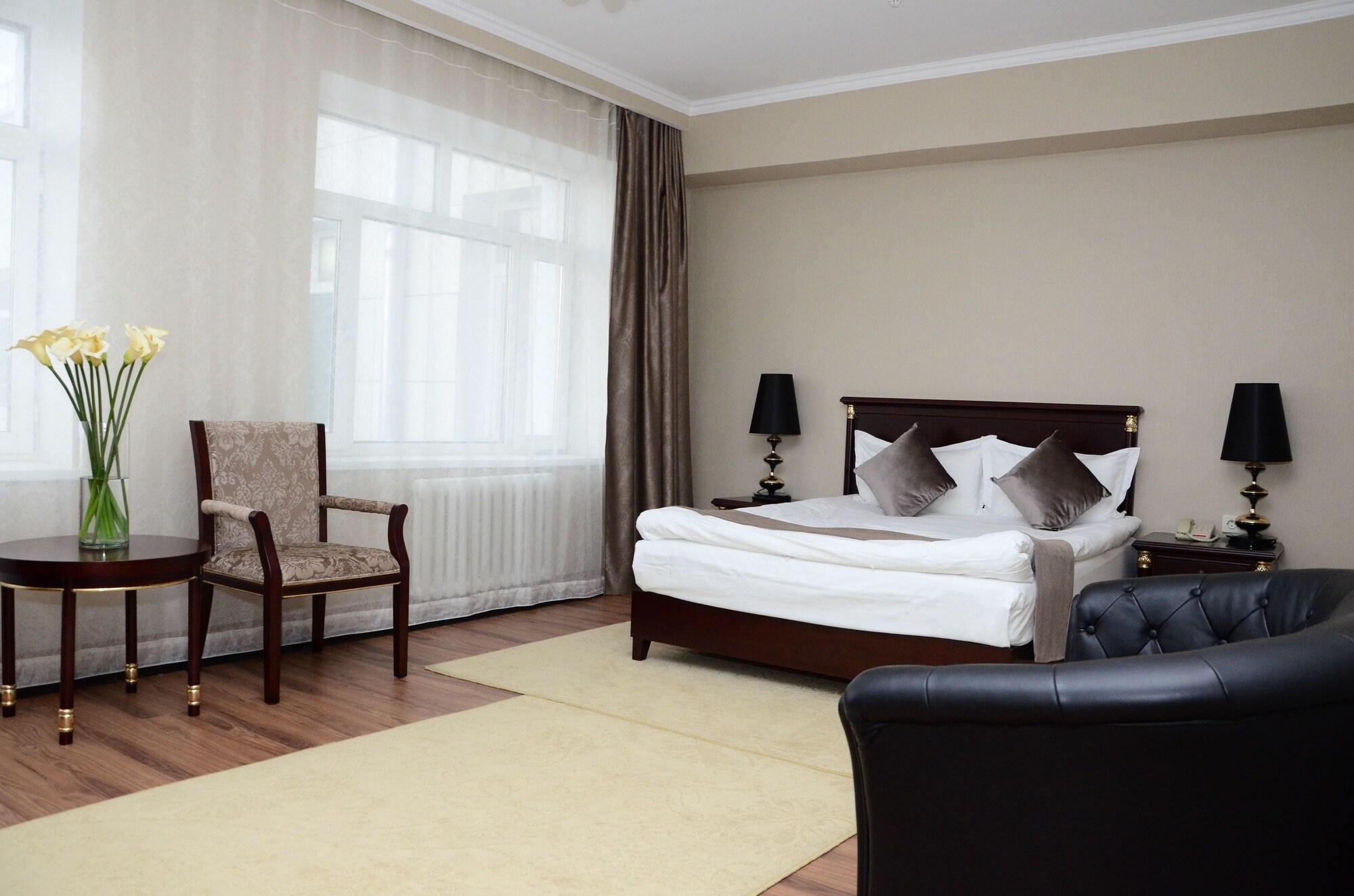 Reikartz Park Astana Ex-Royal Park Hotel & Spa Exteriör bild